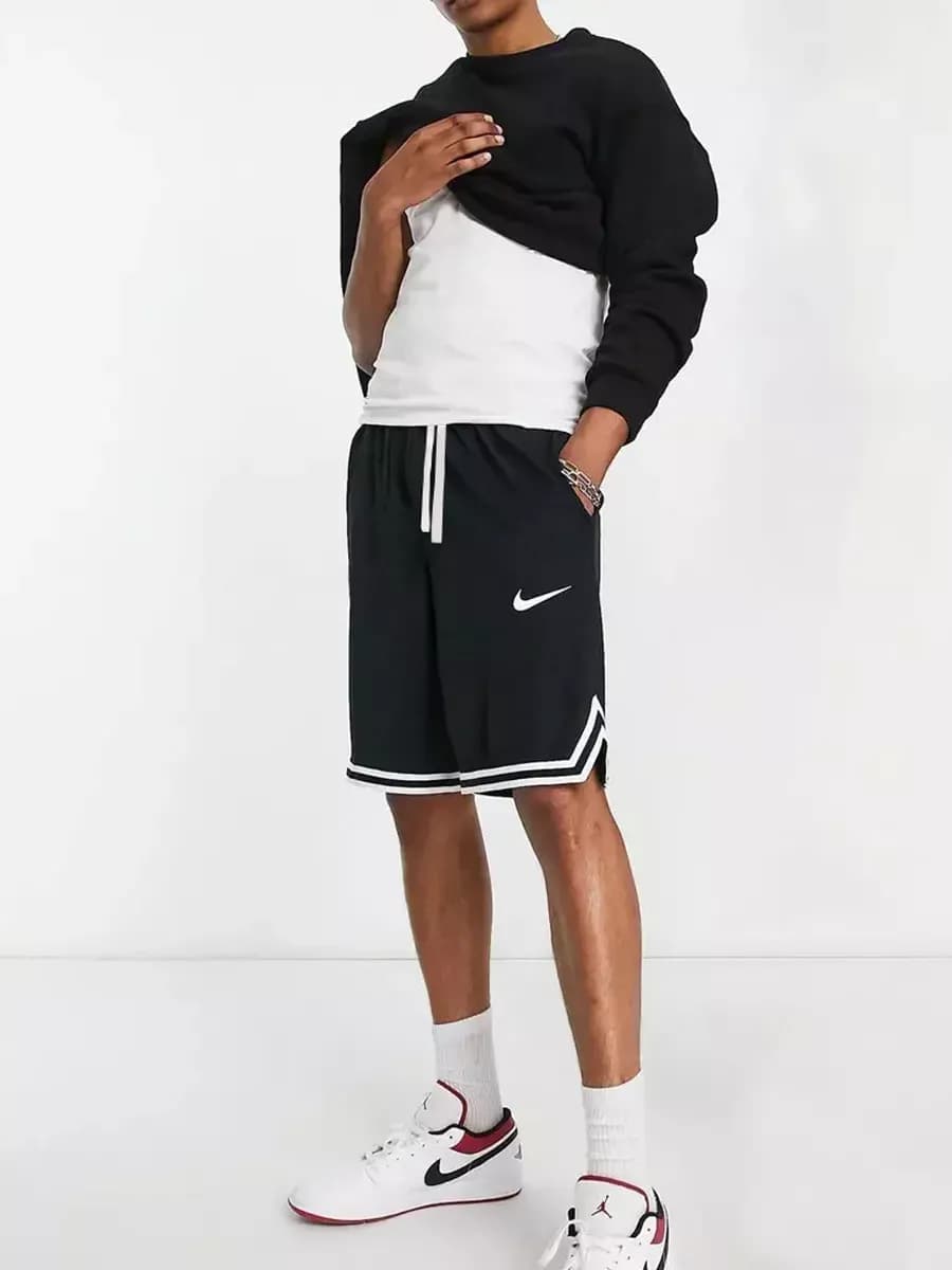 Шорты спортивные