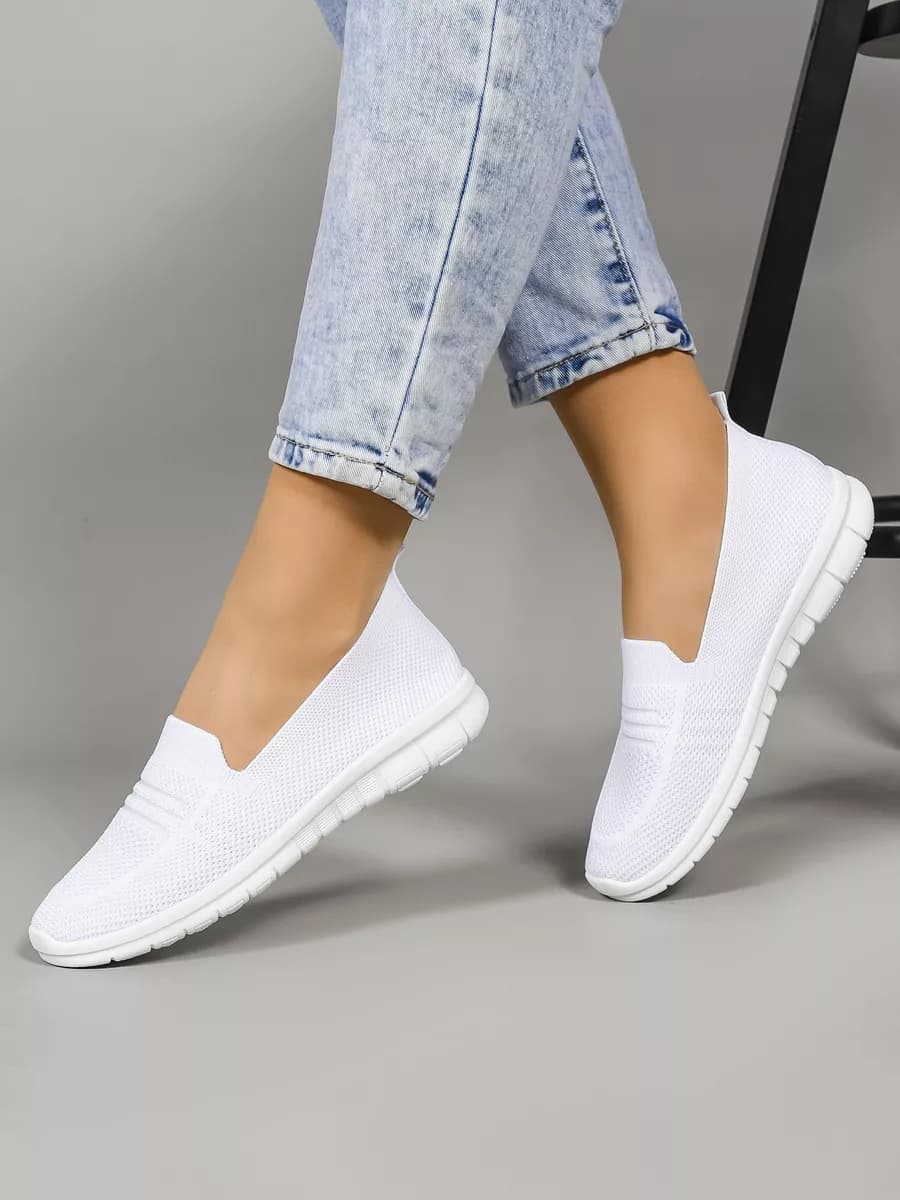 Слипоны женские летние белые легкие кроссовки