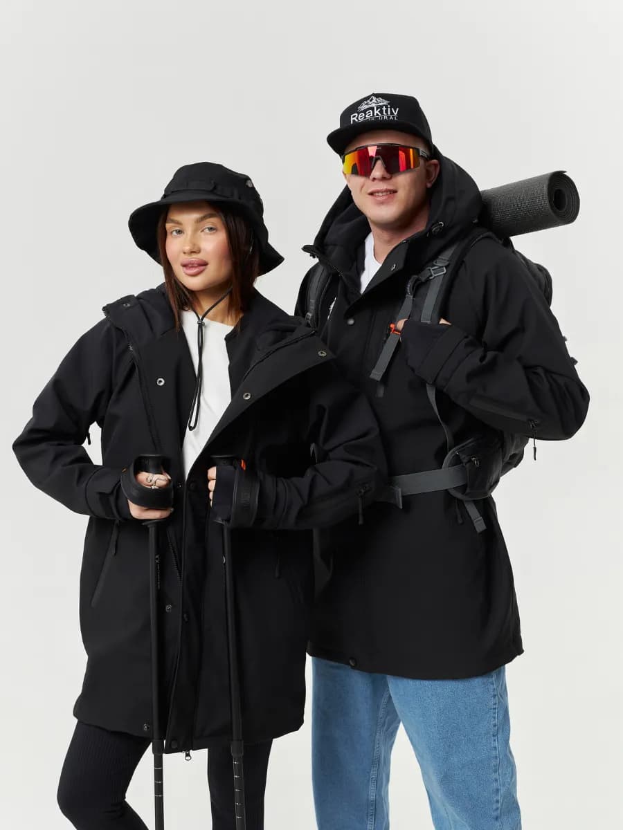 Куртка мембранная горнолыжная с капюшоном