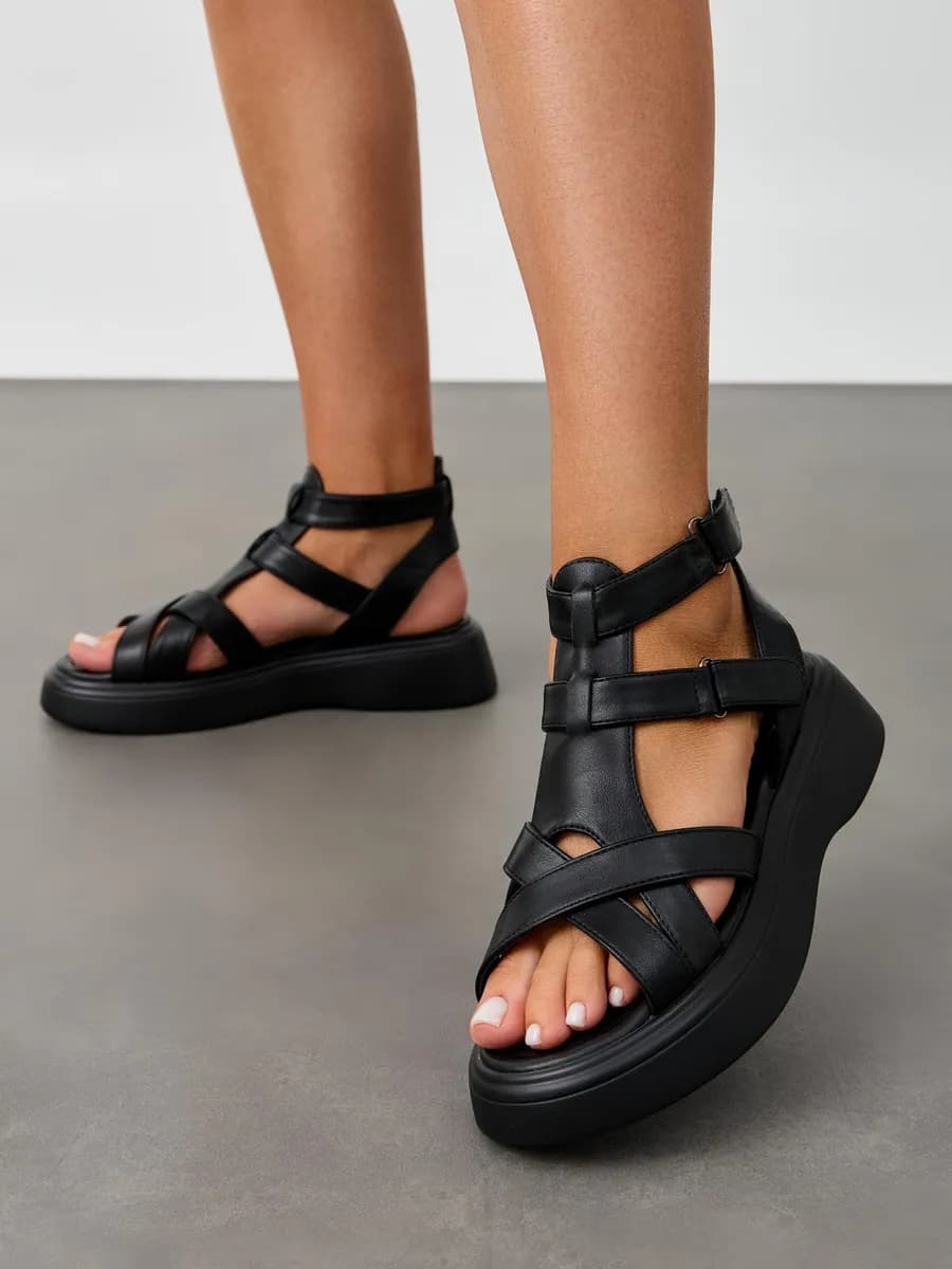 Босоножки женские на платформе