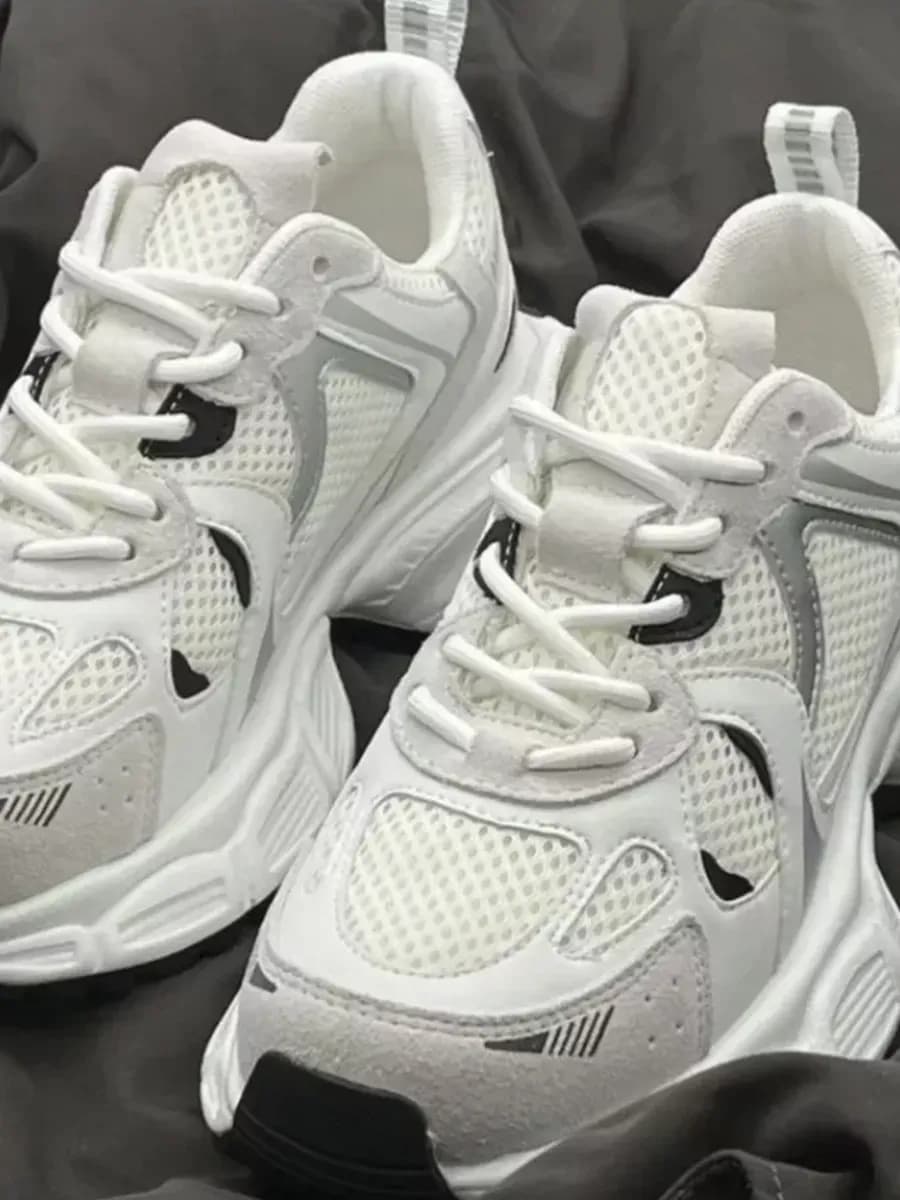 Кроссовки на высокой платформе спортивные
