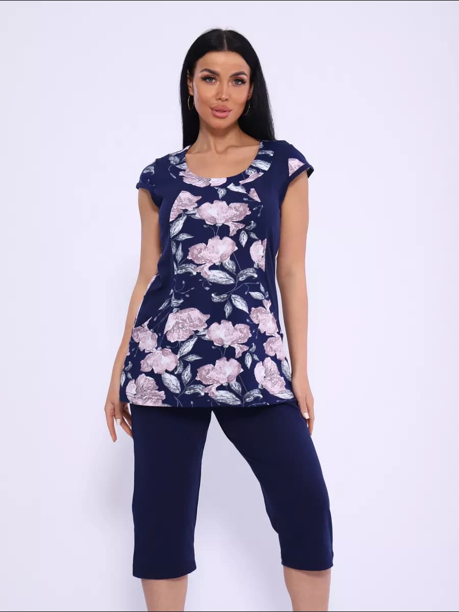 Домашний костюм с бриджами