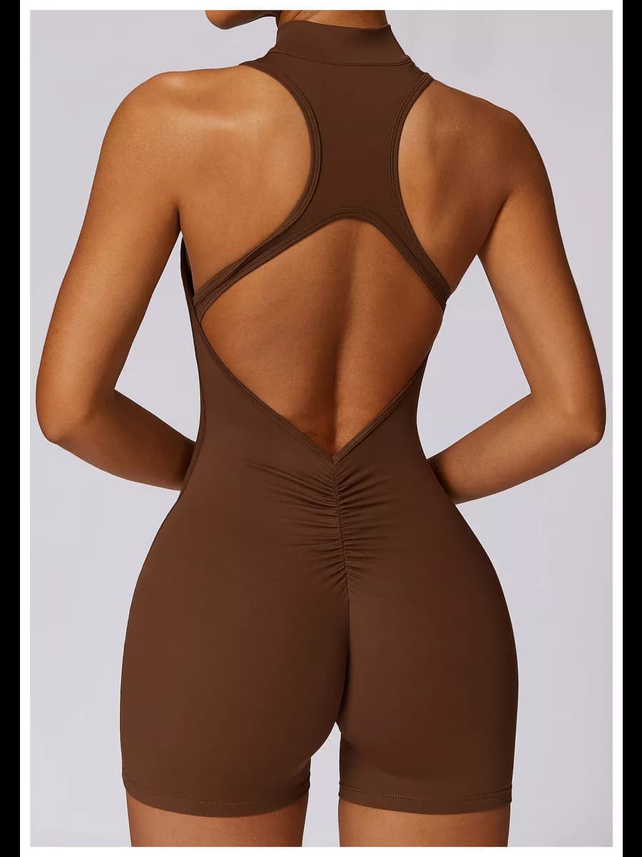 Комбинезон спортивный на молнии с шортами для фитнеса