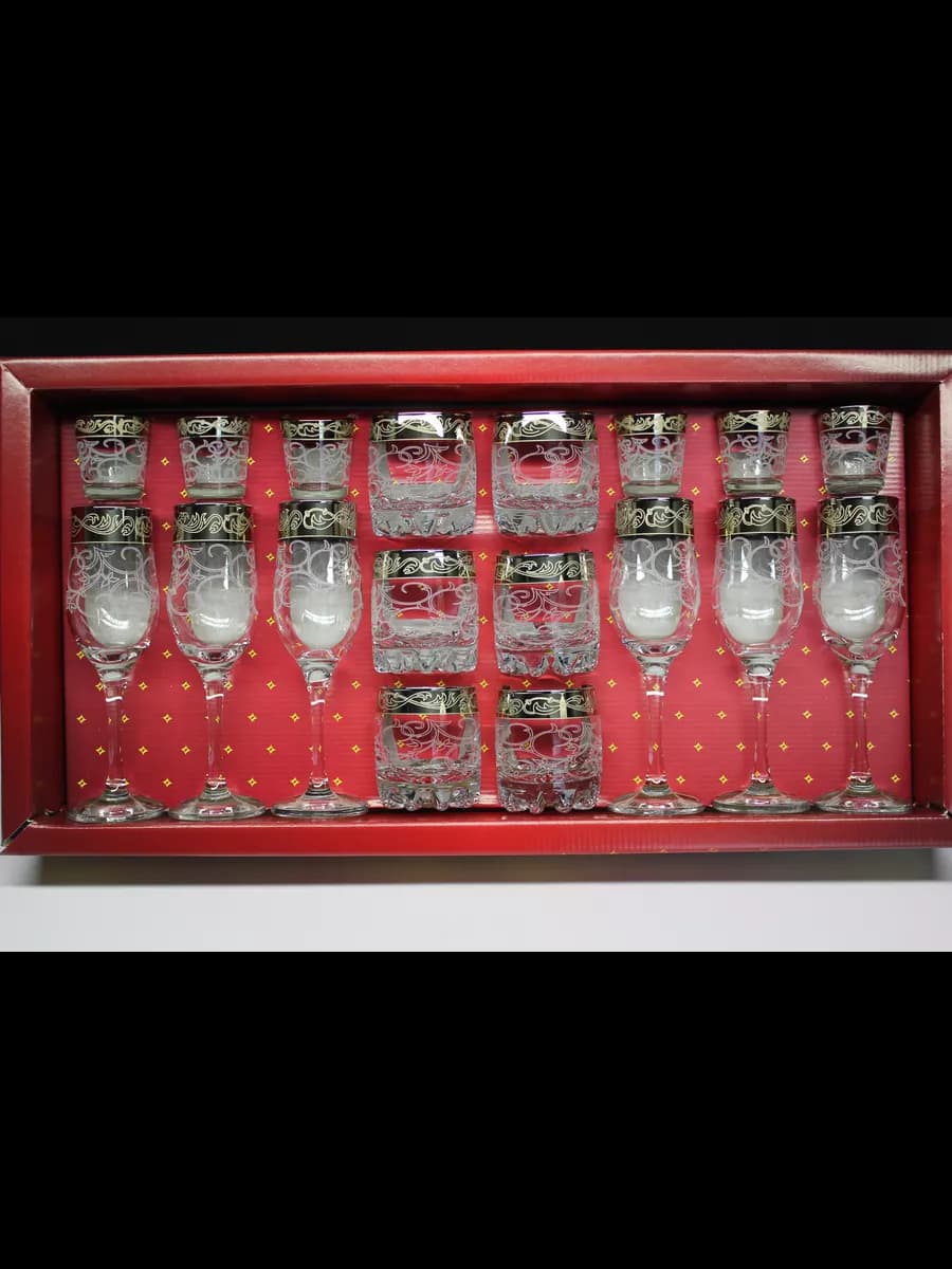 Подарочный набор бокалов