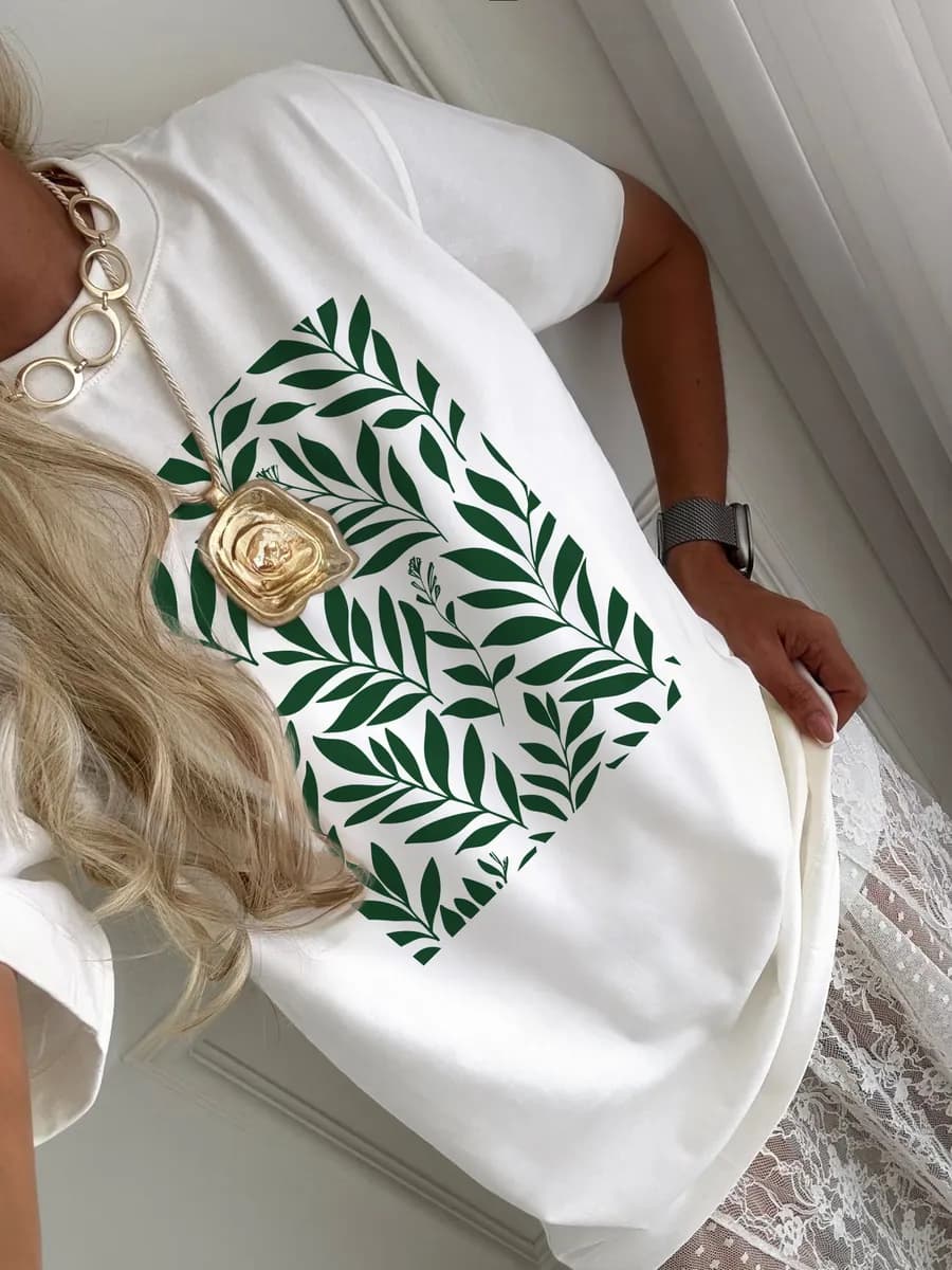 Футболка с принтом нарядная хлопковая