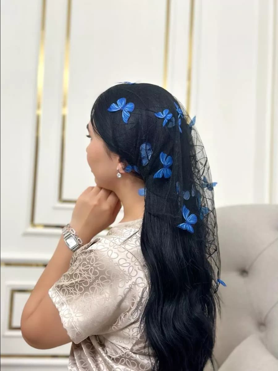 платок с 3 d бабочками