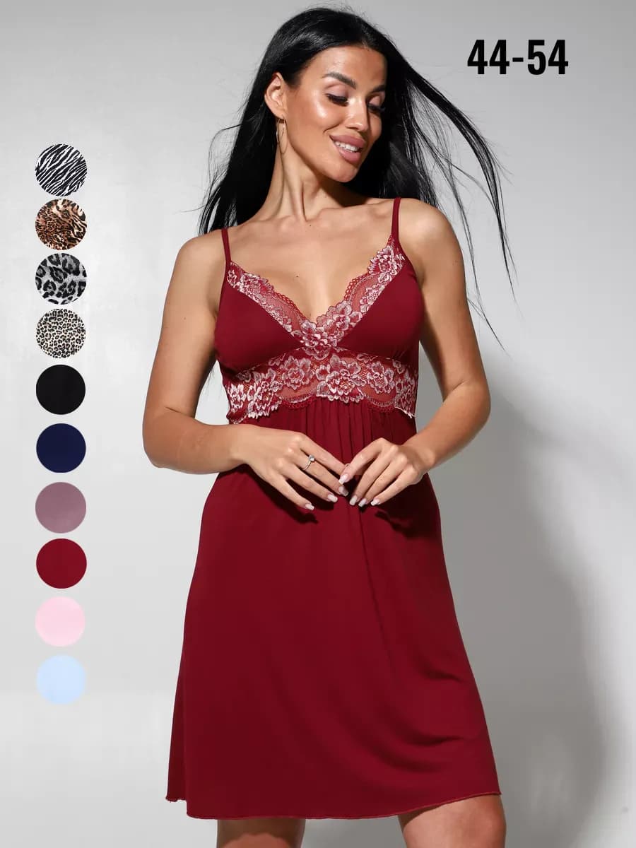 Ночная сорочка на бретельках с кружевом