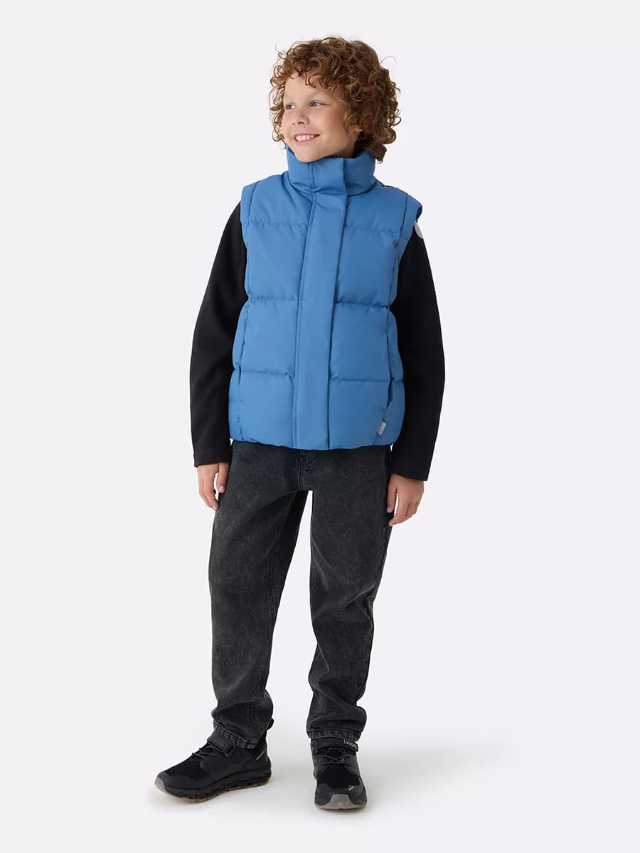 Демисезонная жилетка детская утепленная - фото 1