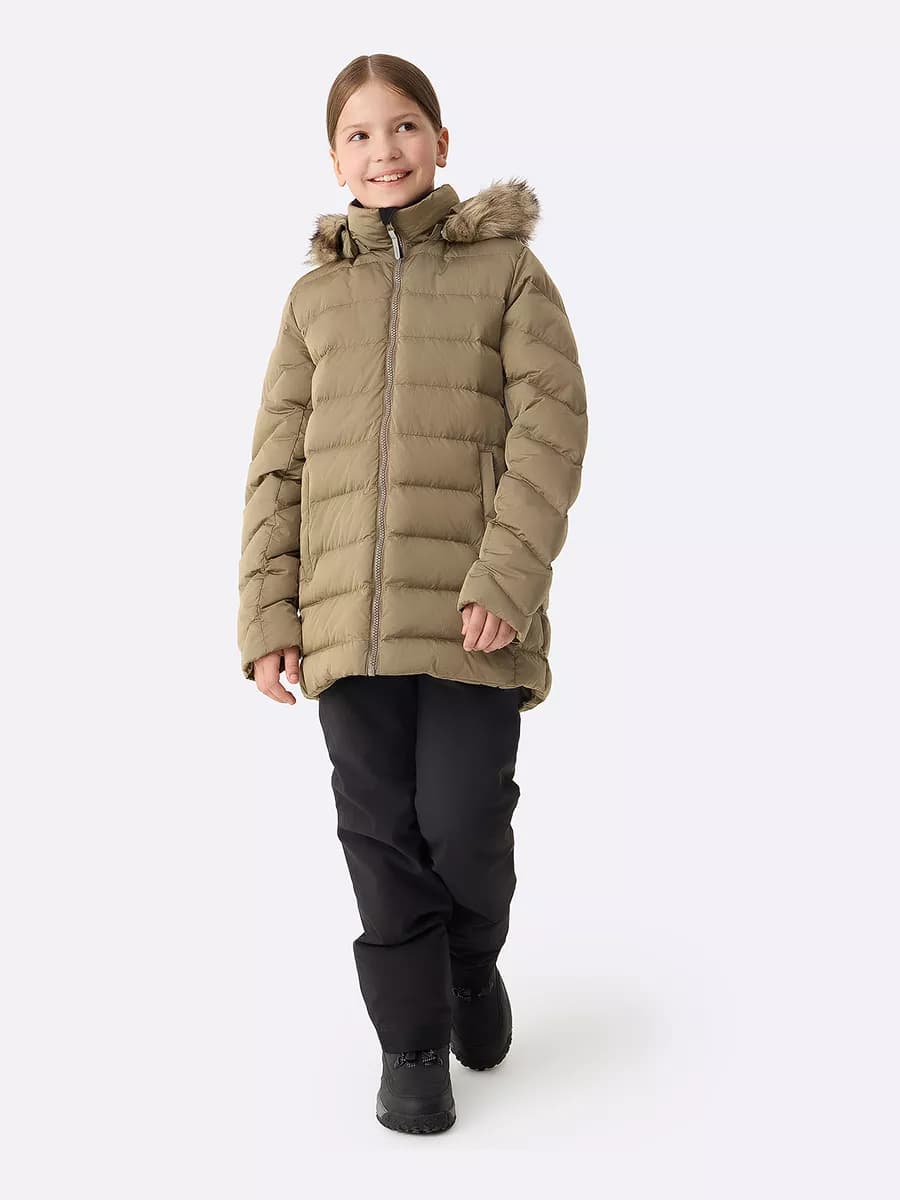 Зимний пуховик с капюшоном