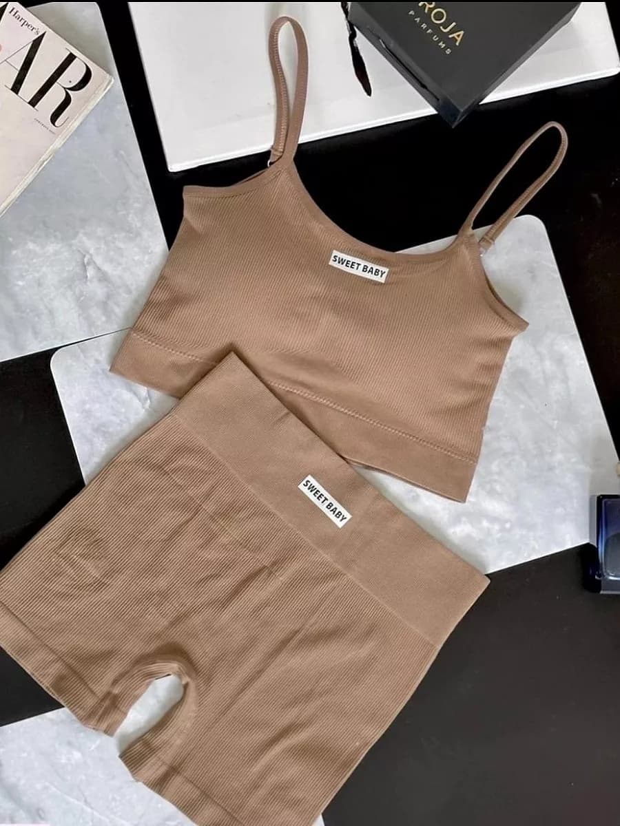 Комплект топ и шорты в рубчик