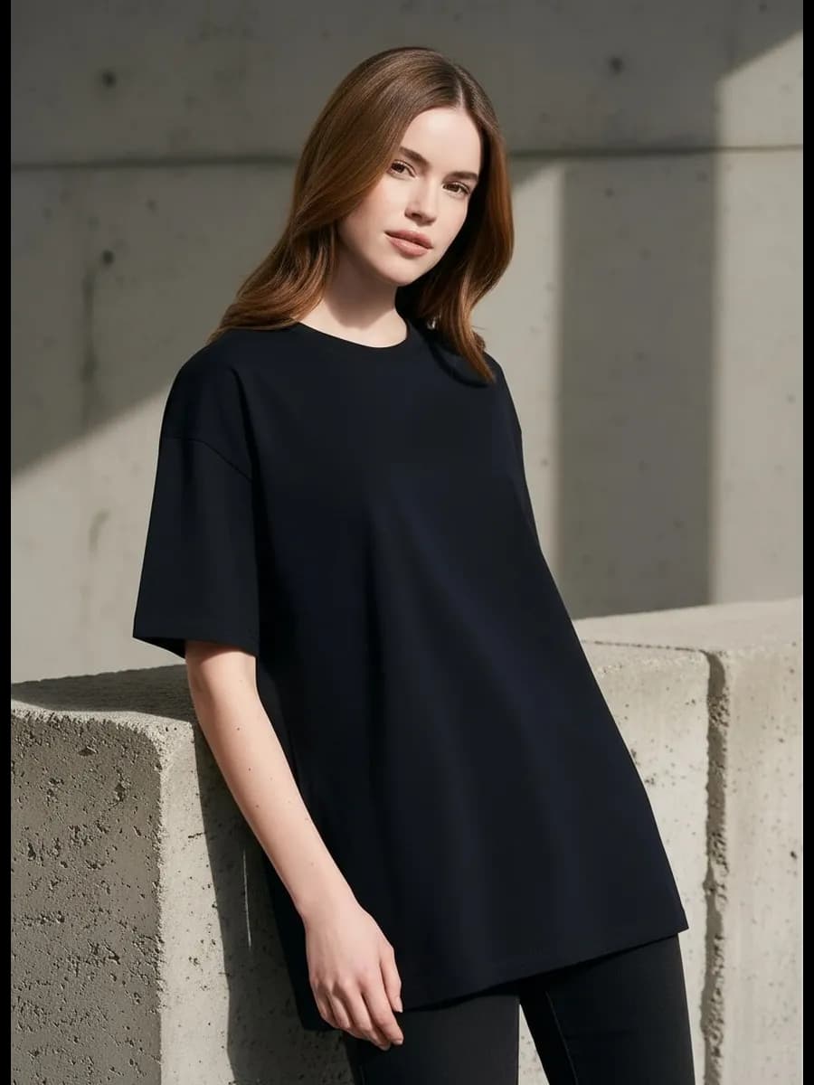 Плотная базовая футболка оверсайз