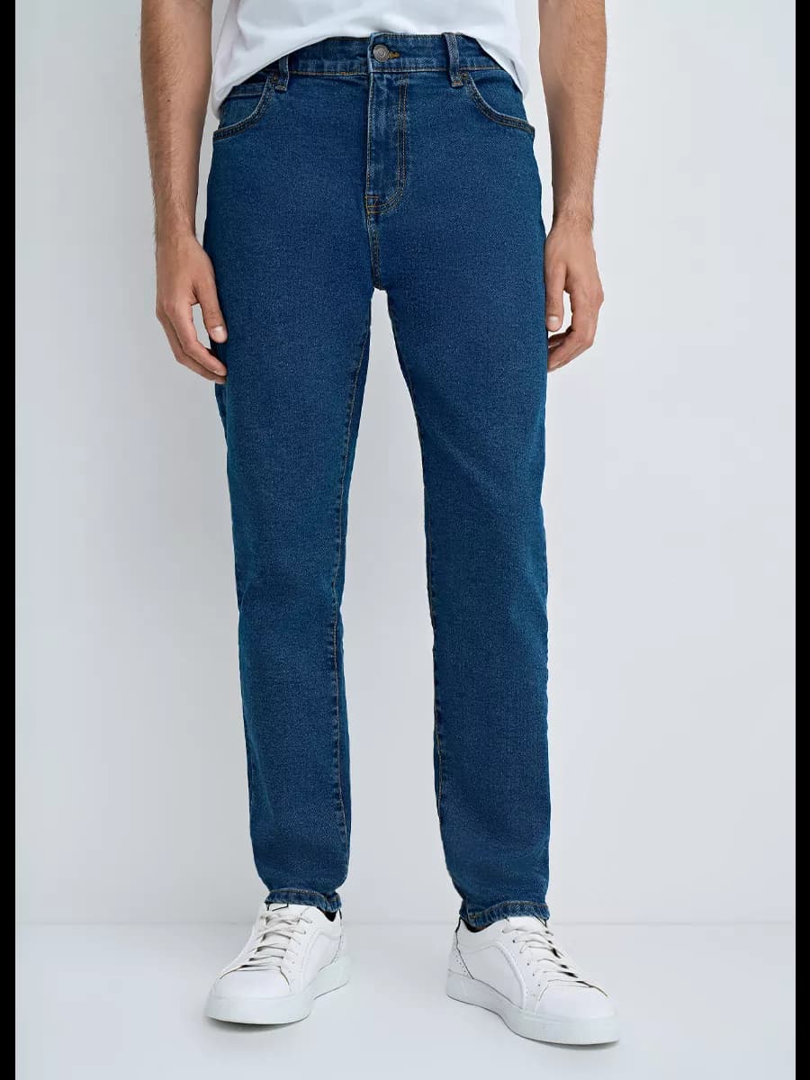 Узкие джинсы