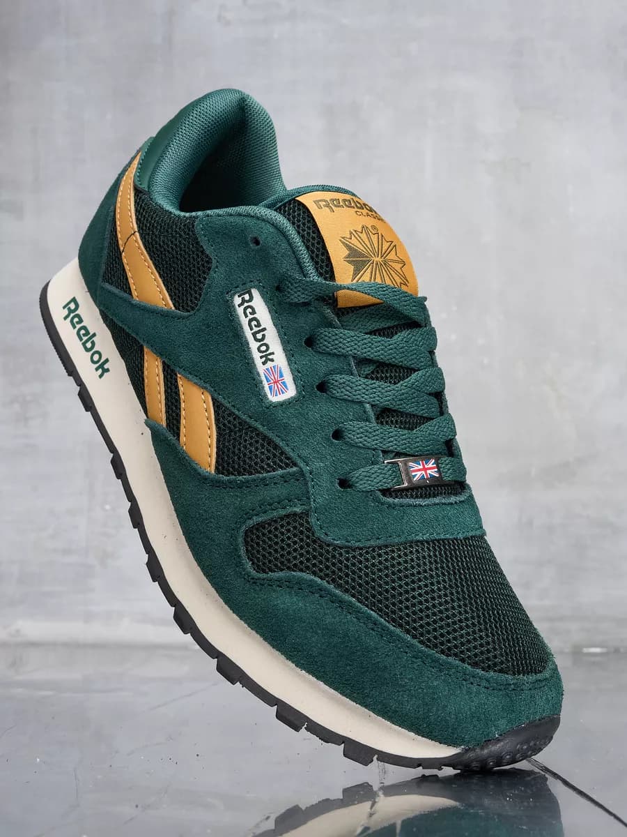 Кроссовки спортивные летние