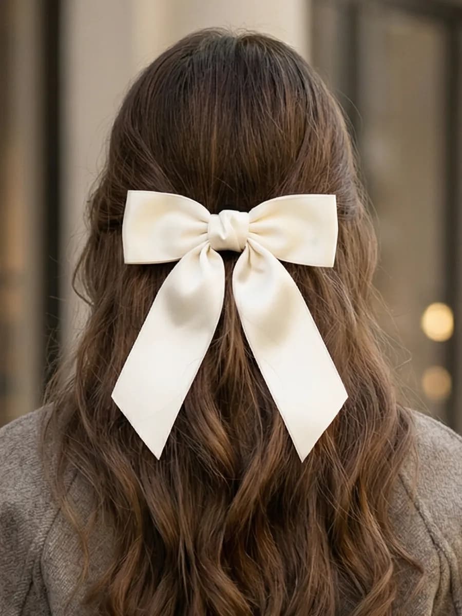 Бант для волос на заколке в школу