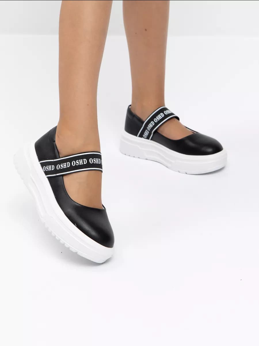 Туфли на белой подошве для девочек