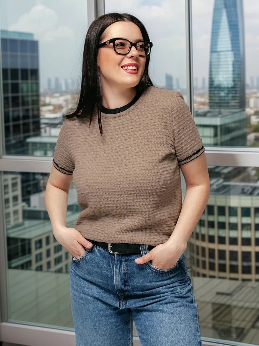 Джемпер с коротким рукавом больших размеров