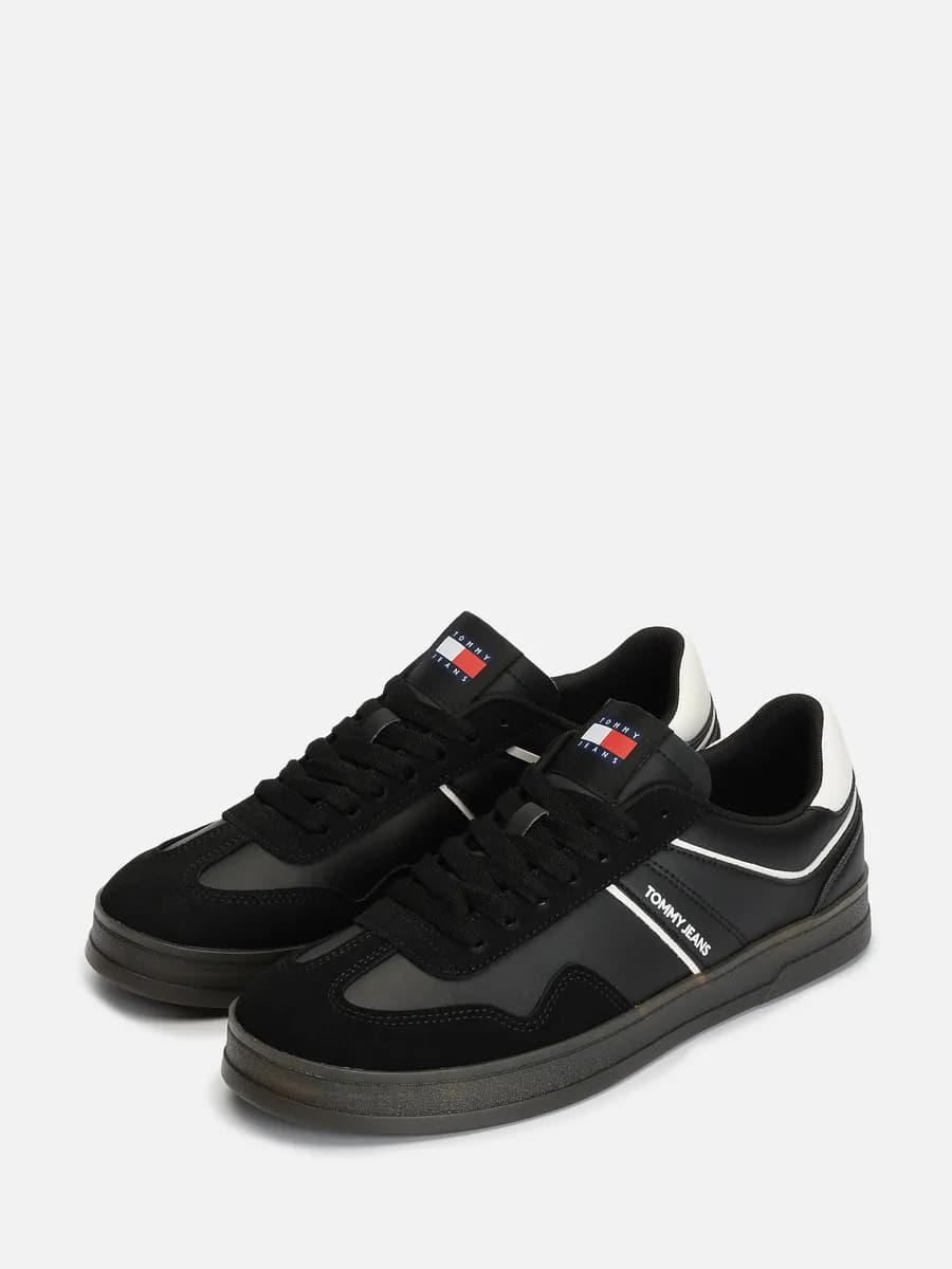 Кеды замшевые со шнуровкой