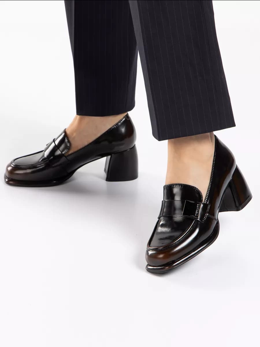 Туфли коричневые женские - фото 1