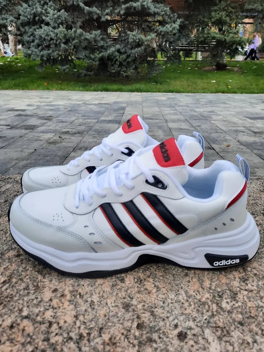 Кроссовки Sportswear Strutter