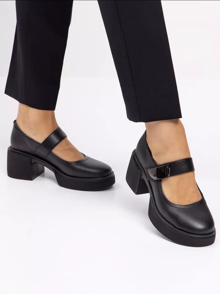 Туфли черные женские