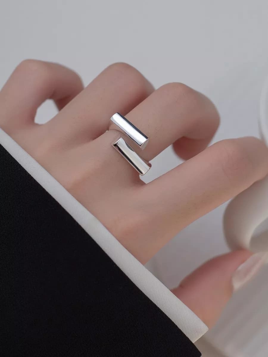 Кольцо женское бижутерия регулируемое