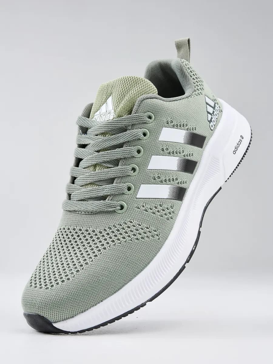 Кроссовки мужские летние