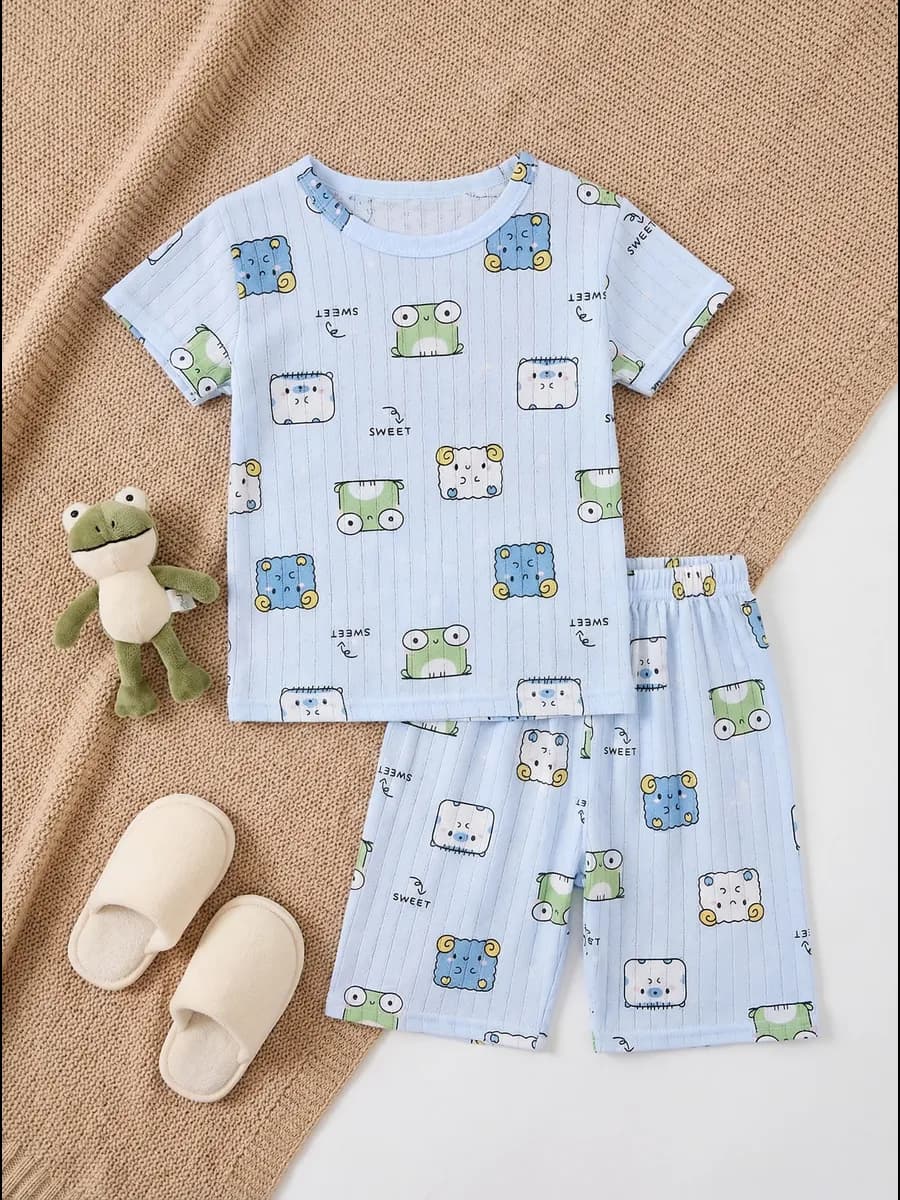 Пижама для мальчика с шортами легкая