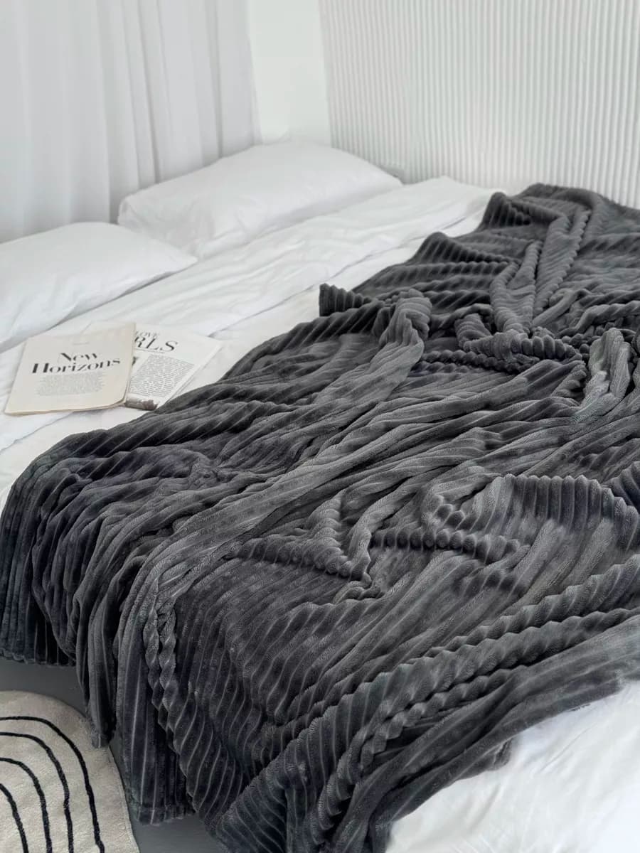 Плед 150х200 на диван и кровать