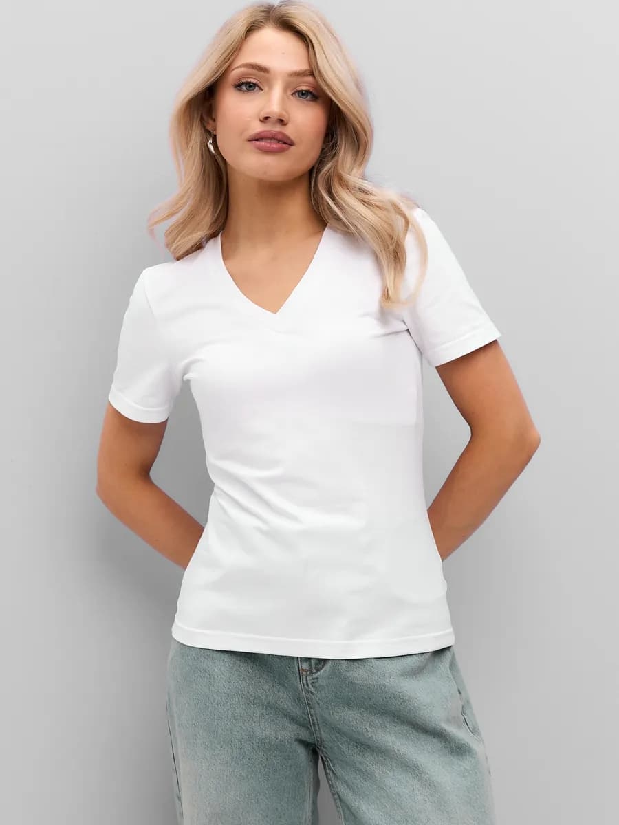 Футболка белая с V-вырезом однотонная хлопок