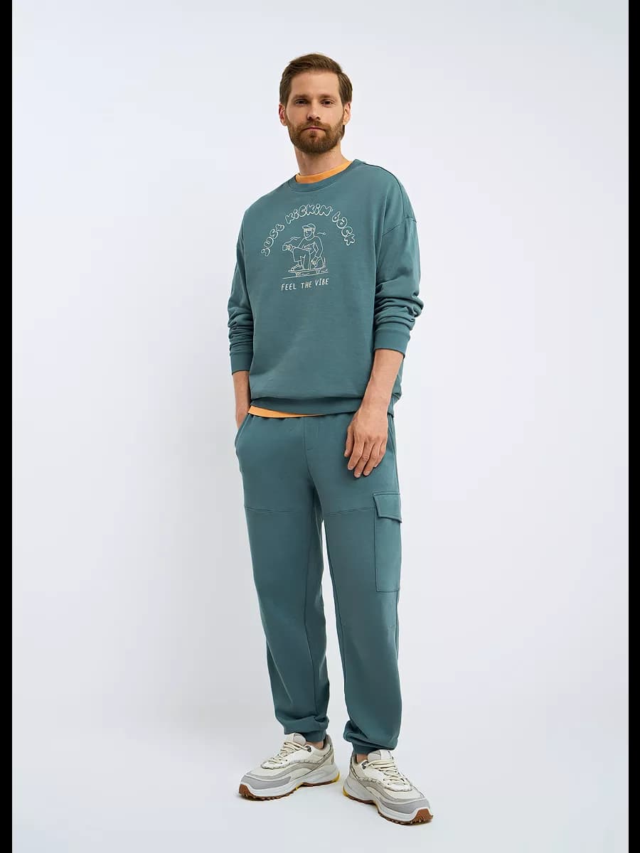 Брюки спортивные утепленные на резинке