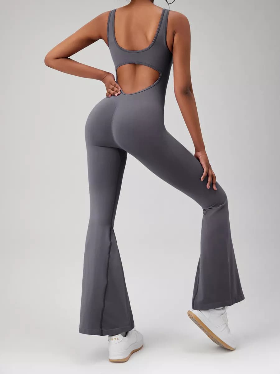 Спортивный комбинезон для танцев клеш