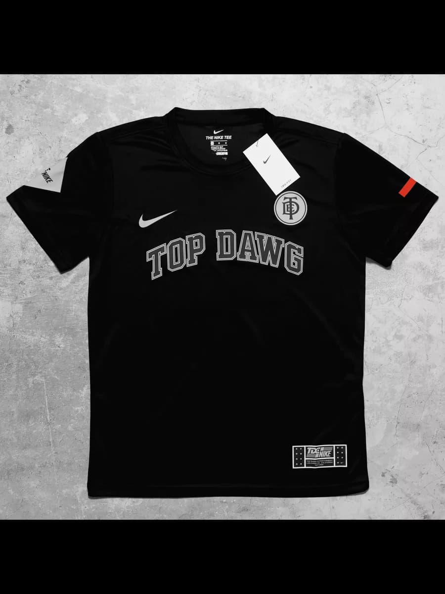 Футболка Nike TOP DAWG