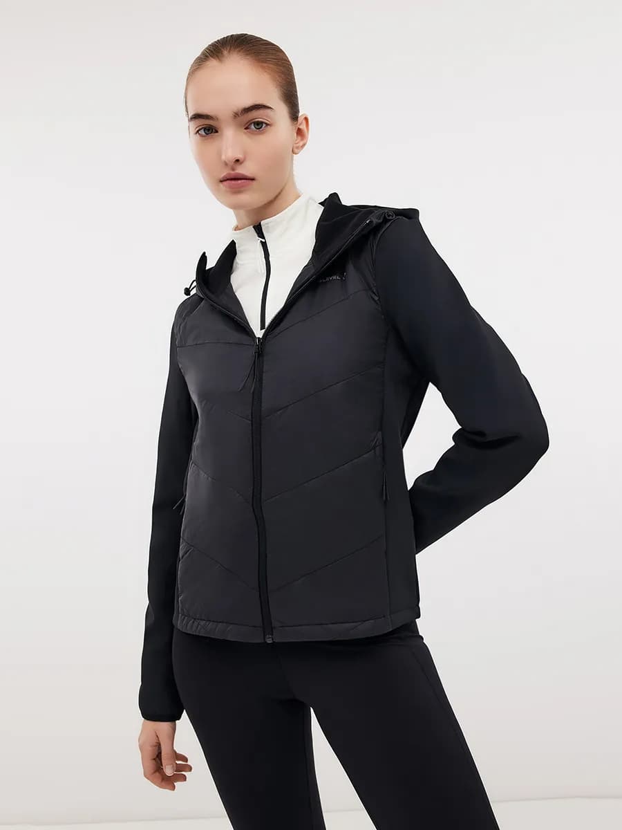 Куртка спортивная с капюшоном - фото 1