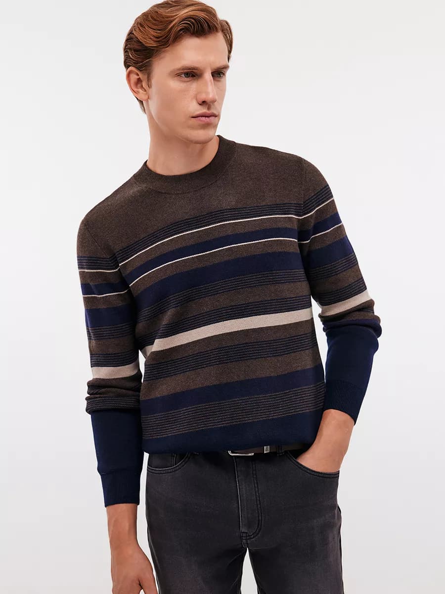 Джемпер классический в полоску