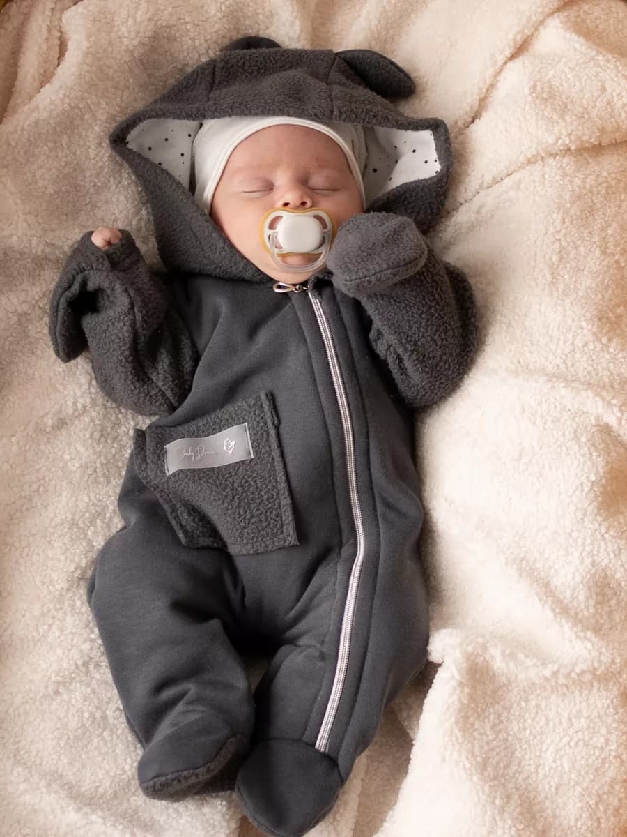 Комбинезон для новорожденных