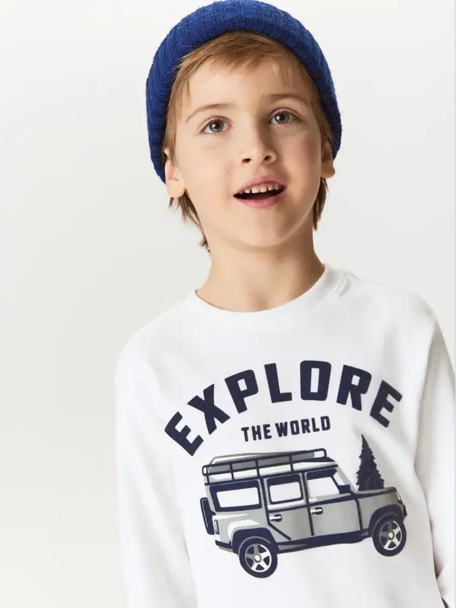 Лонгслив оверсайз трикотажный с принтом в школу