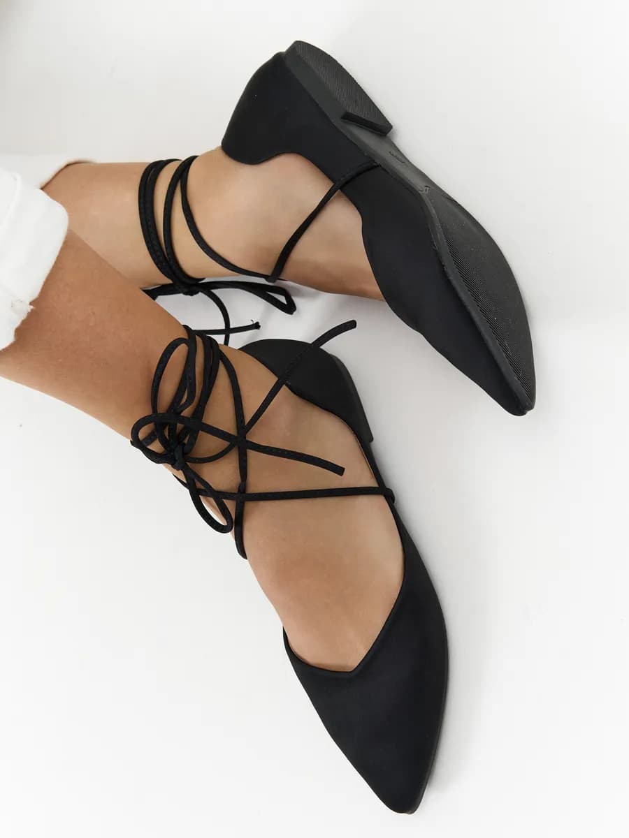 Балетки летние с острым носом на завязках