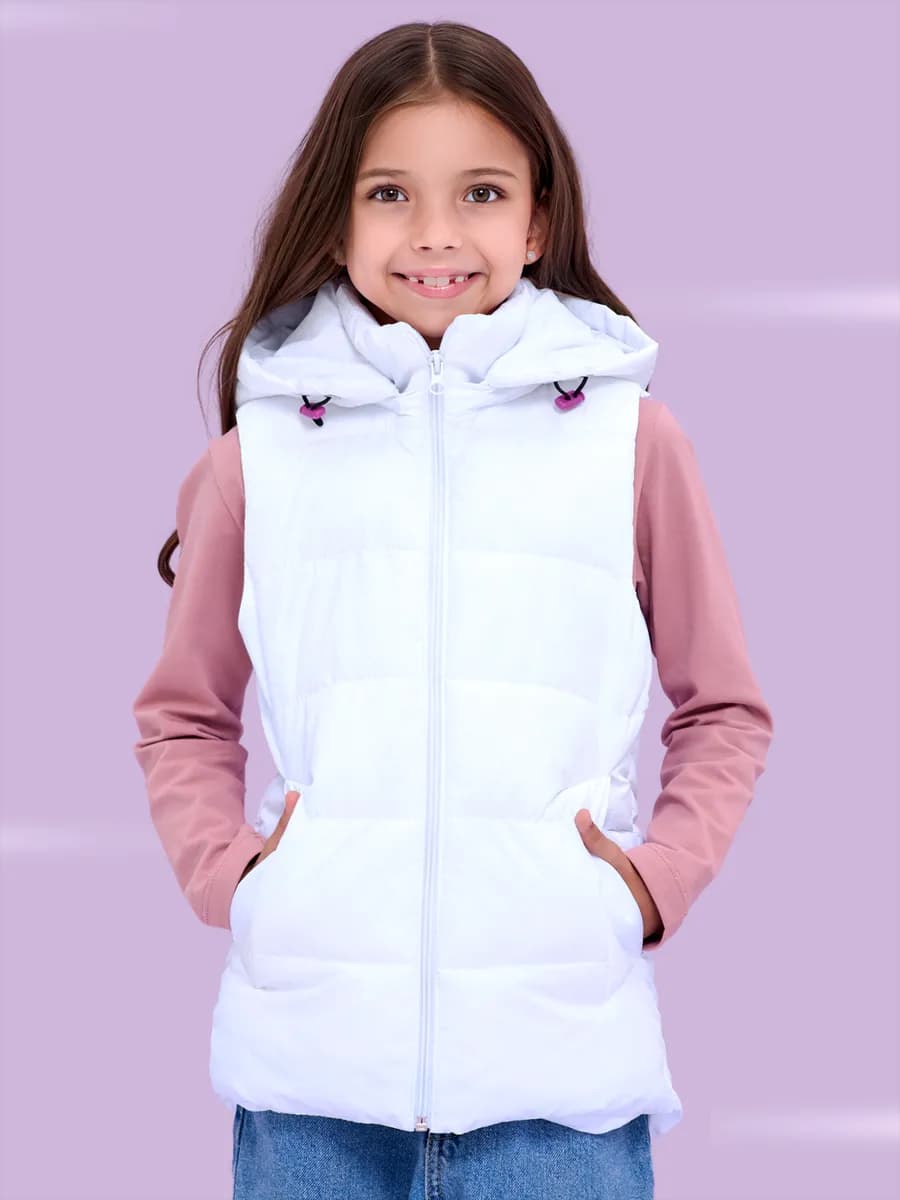 Жилетка детская утепленная с капюшоном