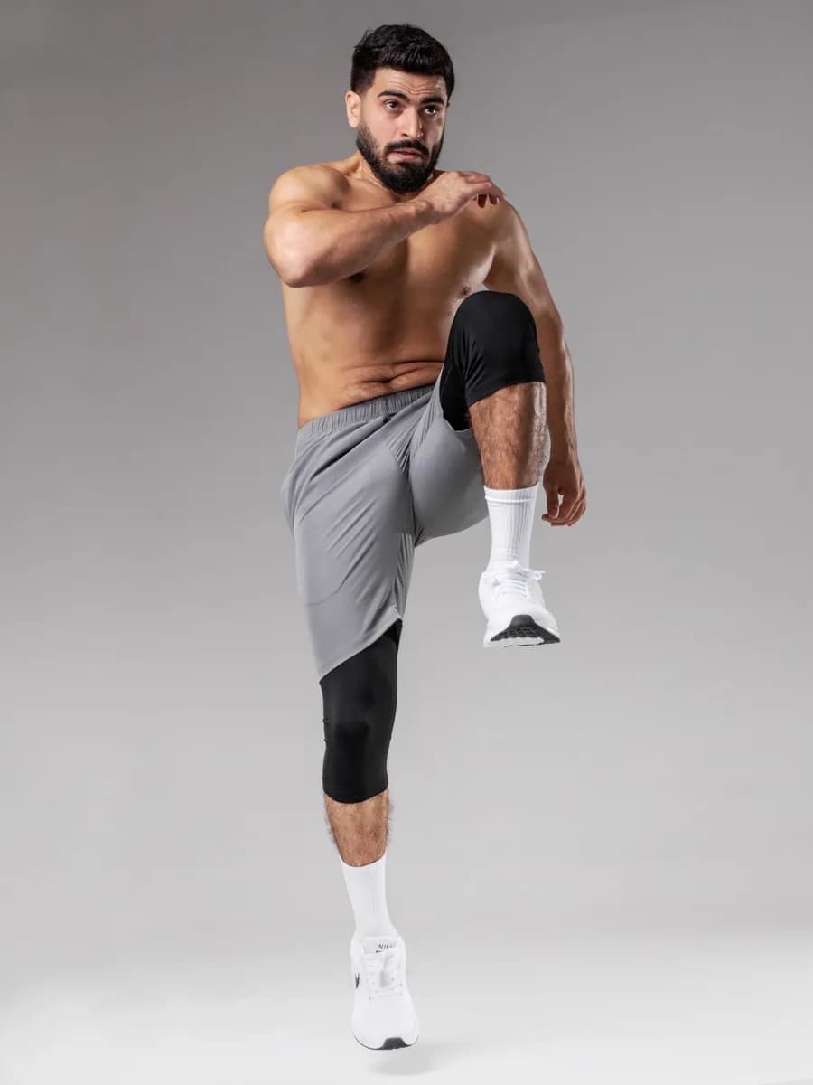 Шорты спортивные с длинными тайтсами