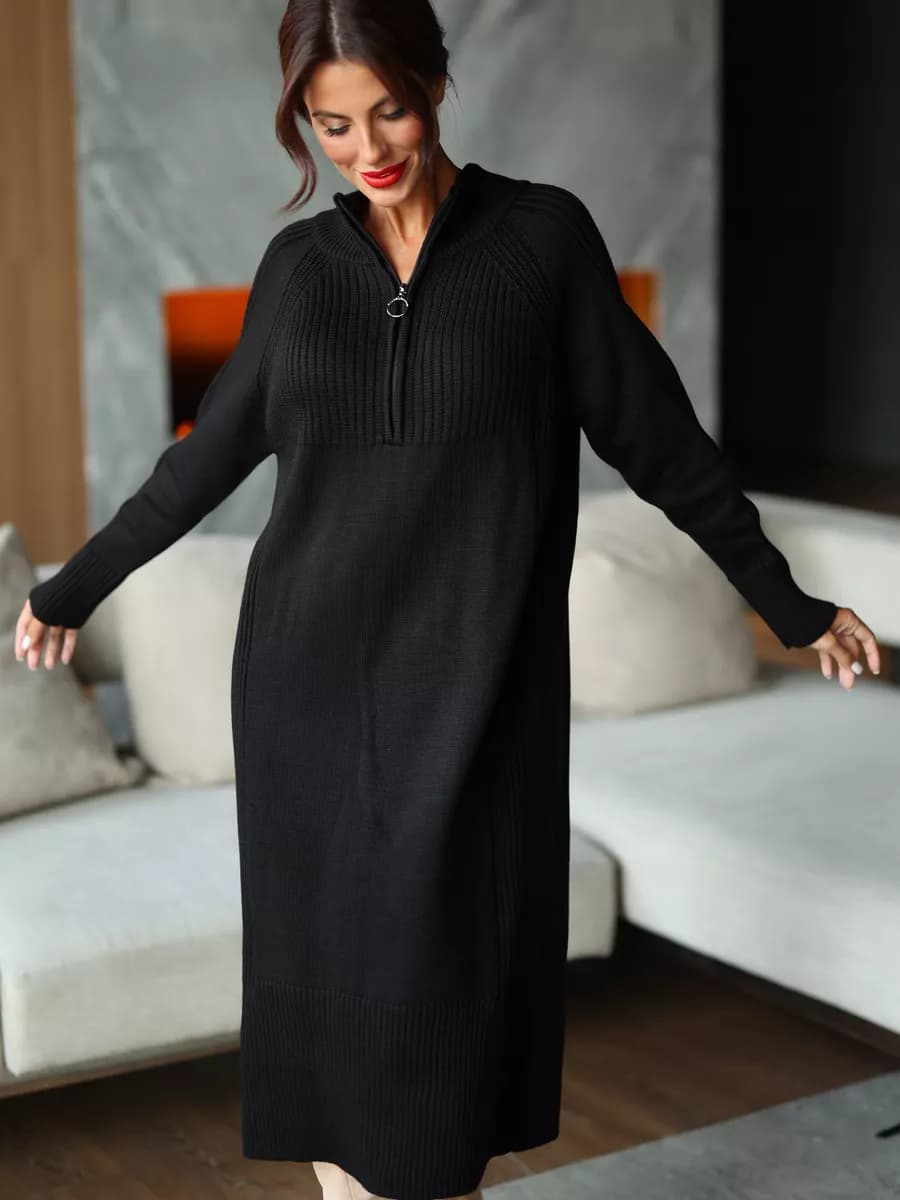 Платье вязаное с воротником на молнии