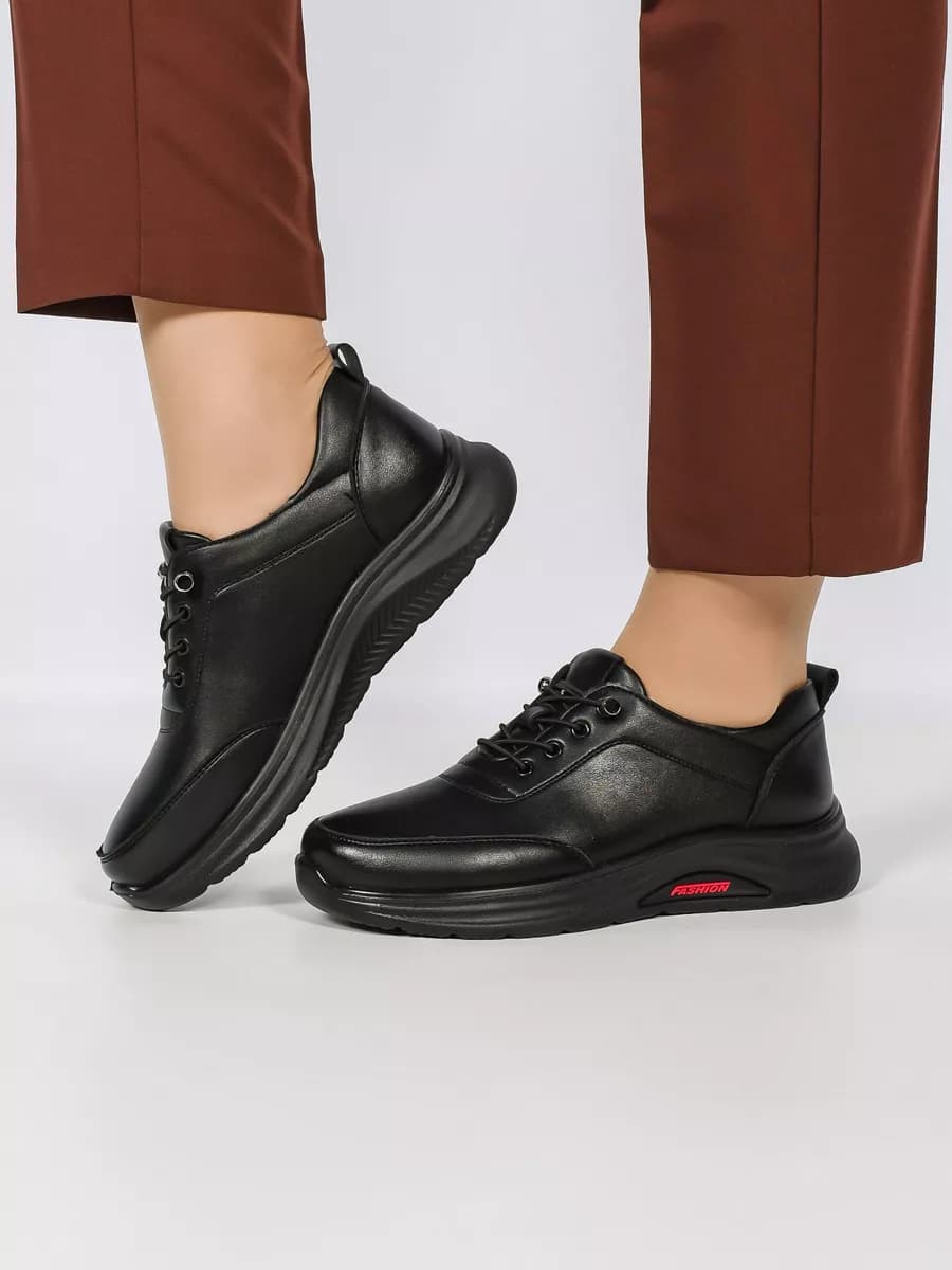 Полуботинки на платформе на шнуровке спортивные