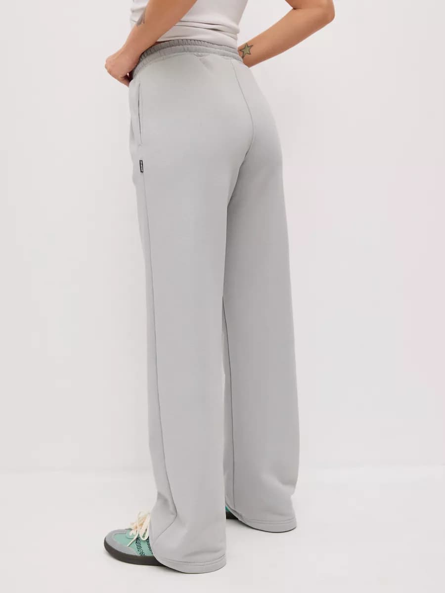 прямые брюки спортивные широкие