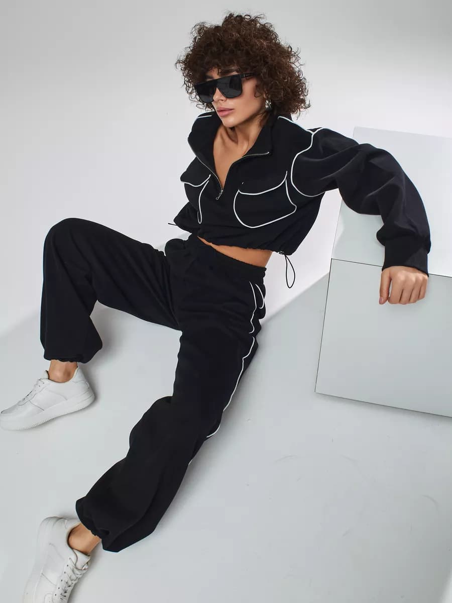 Костюм спорт-шик с толстовкой и штанами