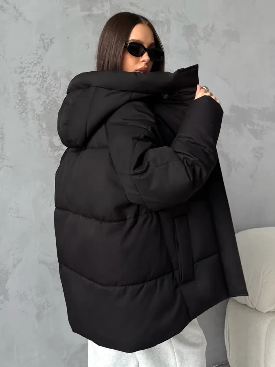 Куртка зимняя короткая с капюшоном