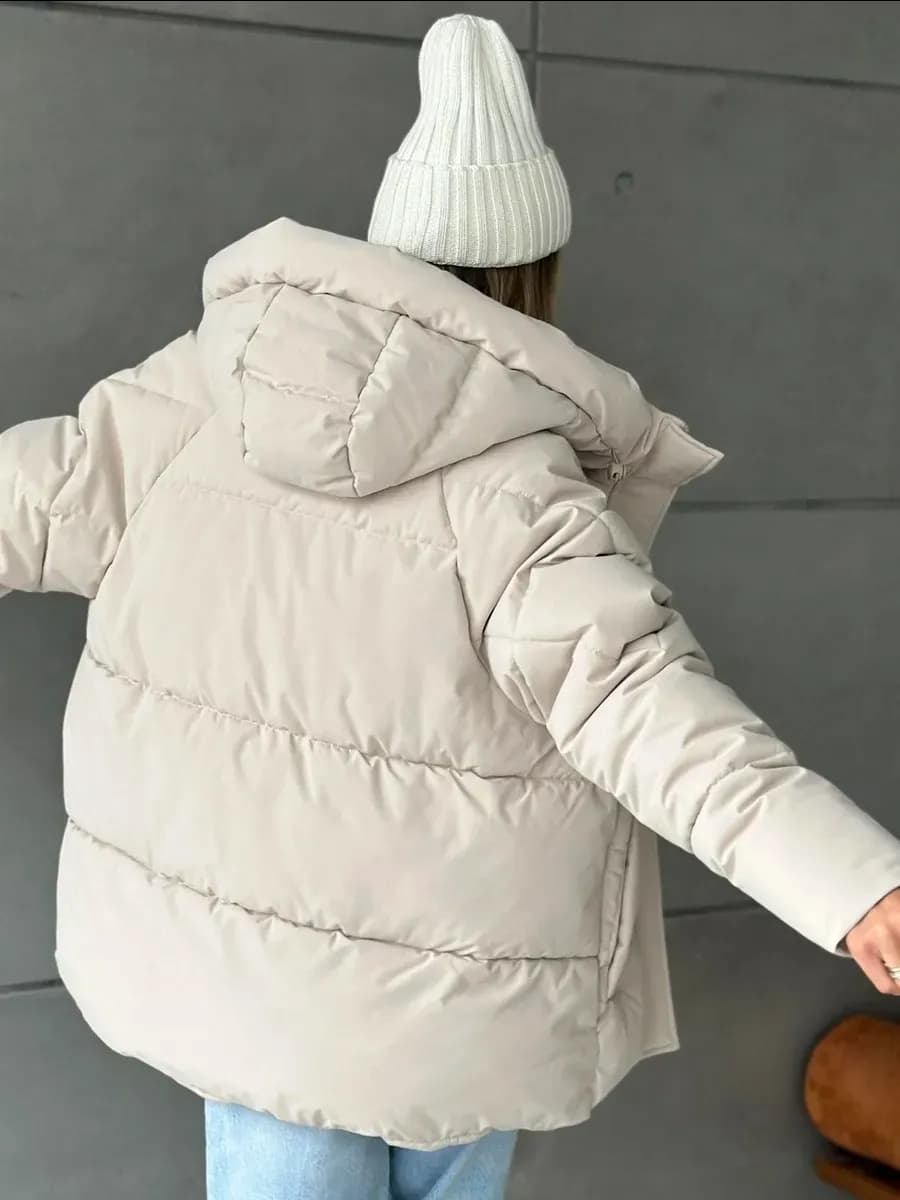 Куртка зимняя короткая с капюшоном