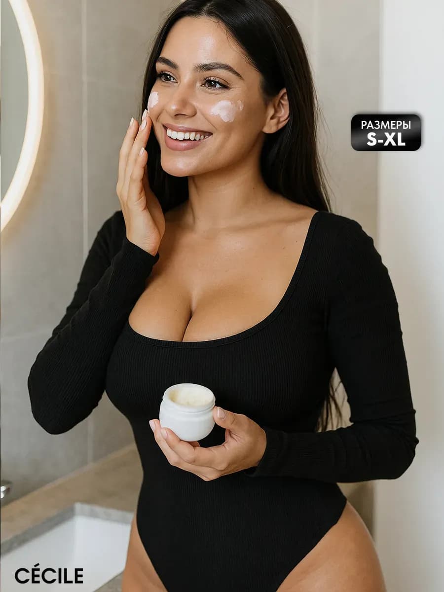 Боди с длинным рукавом и вырезом