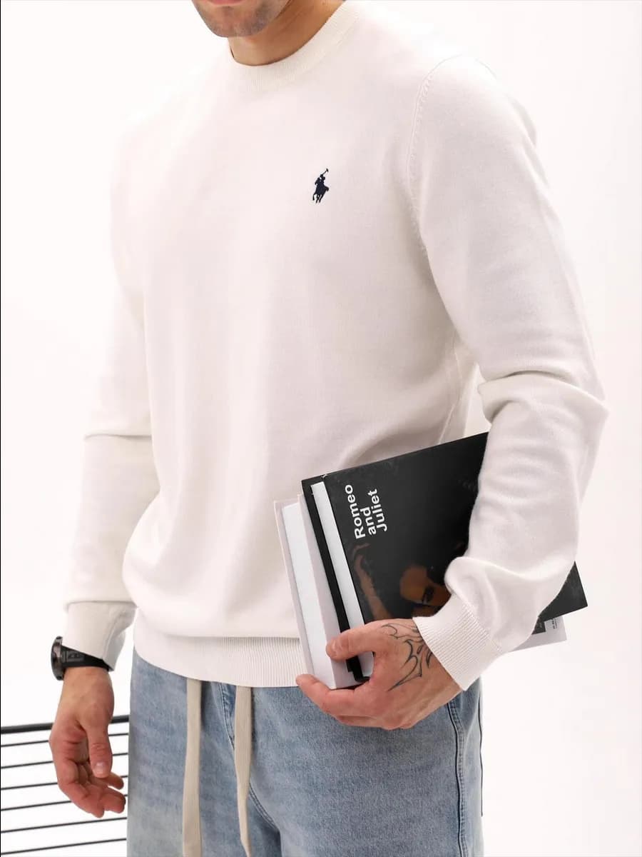 Тонкий джемпер