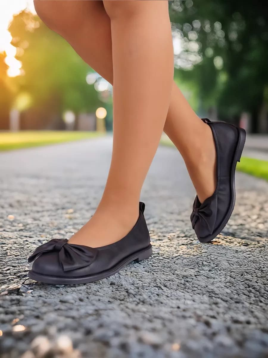 Повседневные балетки с бантами