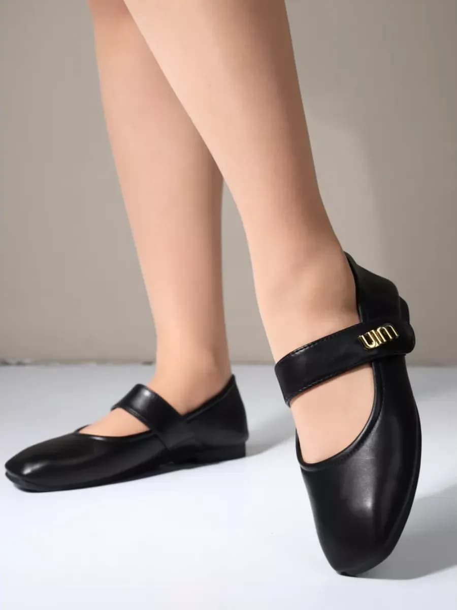 Школьные балетки кожаные мэри джейн с ремешком
