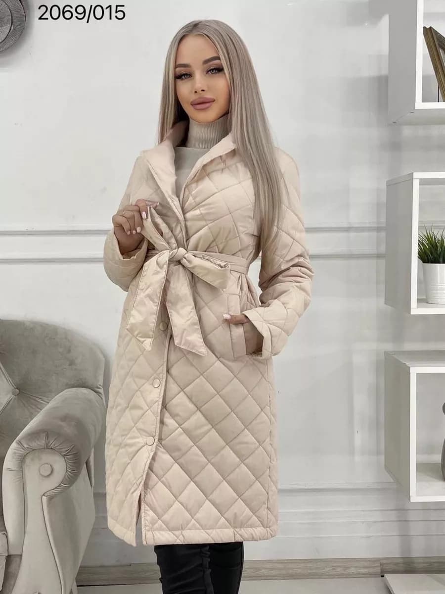 Пальто стеганое с поясом